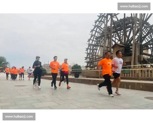 雨幕中绳牵追光：视障跑者与陪跑员的无畏训练