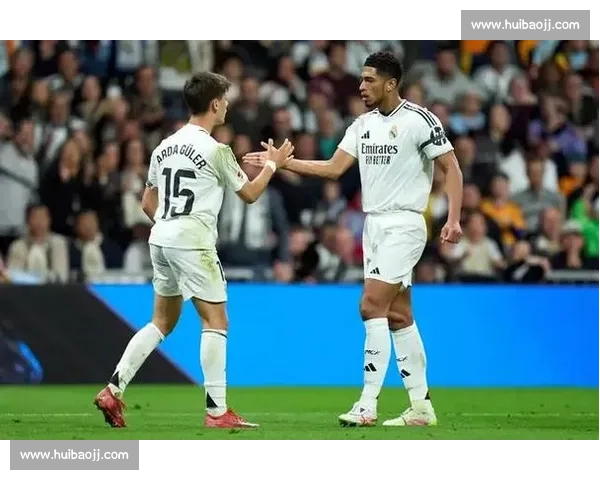 贝林厄姆复出倒逼阿隆索变阵：433 与 442 的战术博弈